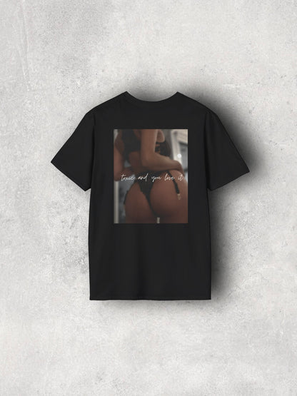 She's A Demon - Men's T-Shirt